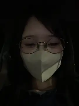 Snapshot of Conatsu chatting on December 2024 05:07:02 PM Conatsu online show from December 2024 05:07:02 PM