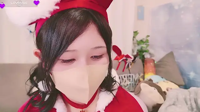 Snapshot of Conatsu chatting on December 2024 01:35:01 PM Conatsu online show from December 2024 01:35:01 PM