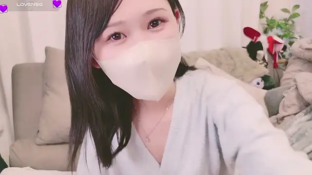 Snapshot of Conatsu chatting on January 2025 11:24:01 PM Conatsu online show from January 2025 11:24:01 PM