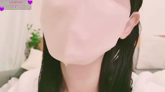 Snapshot of Conatsu chatting on September 2025 03:50:02 AM Conatsu online show from September 2025 03:50:02 AM