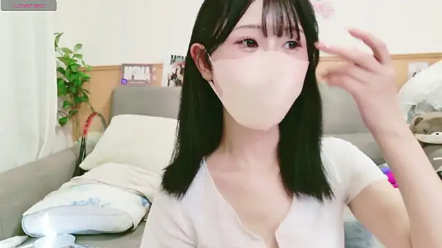 Snapshot of Conatsu chatting on October 2025 05:18:01 AM Conatsu online show from October 2025 05:18:01 AM