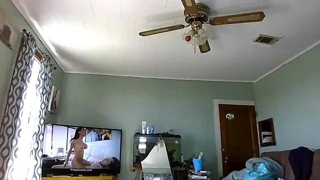 Bigloggz online show from April 2026 06:09:01 PM