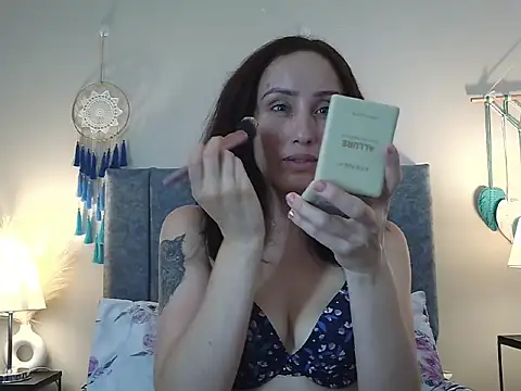 IberianMoonMK online show from February 2026 05:32:01 PM