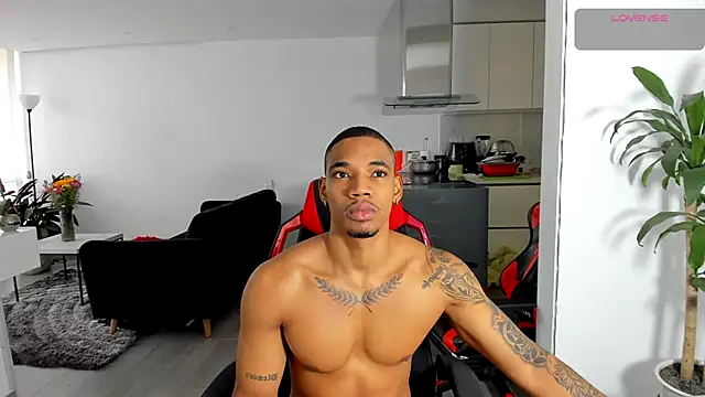 TROYWESLY- online show from October 2025 06:09:01 PM