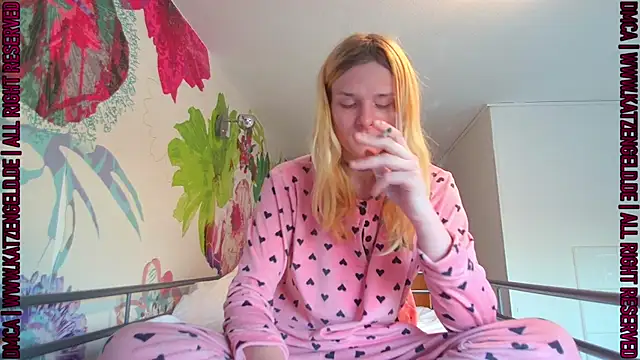 Snapshot of emma_neko chatting on March 2025 06:14:02 AM emma neko online show from March 2025 06:14:02 AM