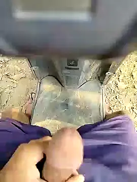 Snapshot of 88karan88 chatting on December 2024 04:22:02 AM 88karan88 online show from December 2024 04:22:02 AM