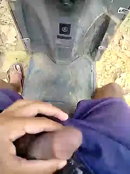 Snapshot of 88karan88 chatting on December 2024 09:05:02 AM 88karan88 online show from December 2024 09:05:02 AM