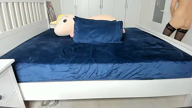 Missykitty01 online show from December 2024 03:26:02 AM