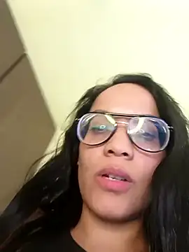 Roussmariehenao online show from February 2025 01:33:01 PM