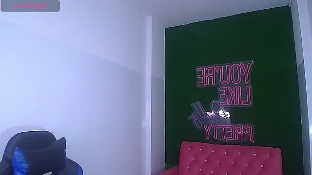 brenda a  online show from December 2024 10:28:02 AM