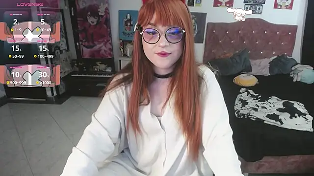 Snapshot of Avril2001 chatting on December 2024 01:04:02 AM Avril2001 online show from December 2024 01:04:02 AM