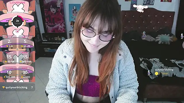Snapshot of Avril2001 chatting on February 2025 02:45:02 AM Avril2001 online show from February 2025 02:45:02 AM