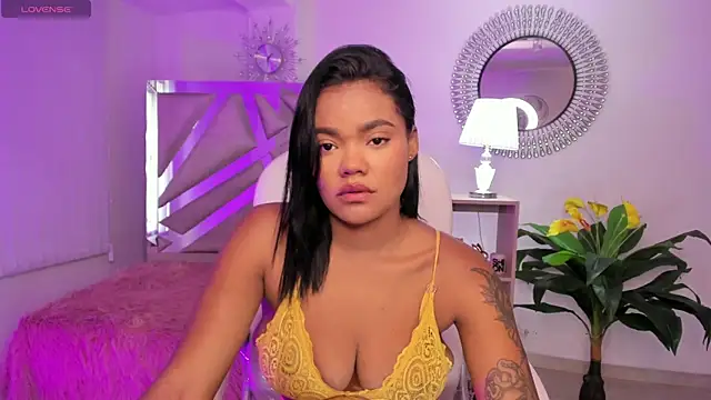 madisson davon online show from December 2024 01:22:01 PM