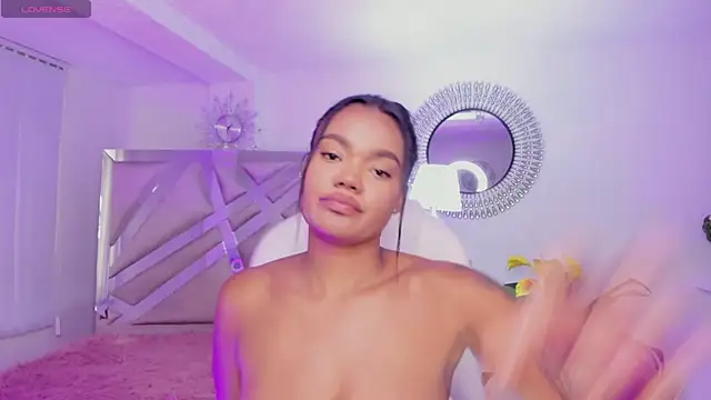 madisson davon online show from December 2024 04:32:02 PM