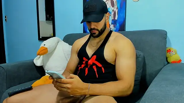 Snapshot of ETHAN_ROX chatting on December 2024 10:59:02 PM ETHAN ROX online show from December 2024 10:59:02 PM