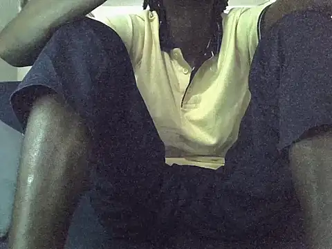 Delicious-D online show from November 2025 05:02:01 AM