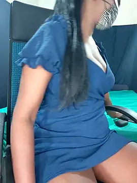 Midnight Blossom online show from January 2026 09:31:01 PM