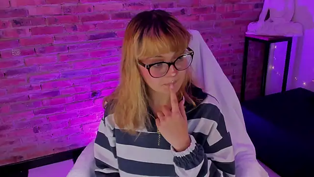 Sweet Namii online show from February 2025 02:42:01 AM