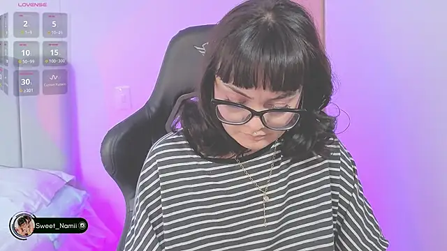 Snapshot of Sweet_Namii chatting on June 2026 08:46:01 PM Sweet Namii online show from June 2026 08:46:01 PM