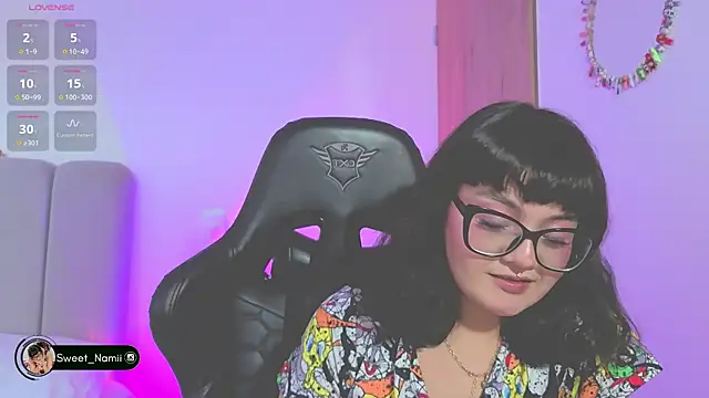 Snapshot of Sweet_Namii chatting on July 2026 10:01:02 PM Sweet Namii online show from July 2026 10:01:02 PM