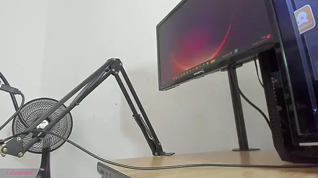 Scarlett 811 online show from April 2026 08:11:02 PM