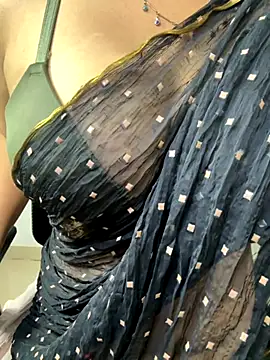 VR here 4U online show from September 2025 04:19:02 PM