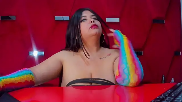 Snapshot of Thyna_Smithx69 chatting on January 2025 07:07:02 PM Thyna Smithx69 online show from January 2025 07:07:02 PM