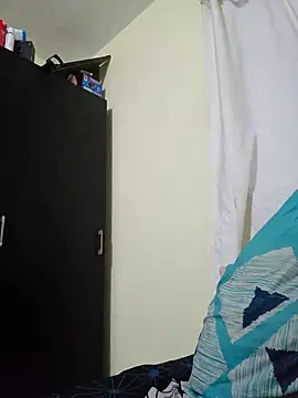 Paulhot018 online show from September 2025 01:17:01 AM