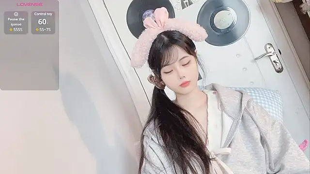 Qedgjwyz1 online show from March 2025 12:12:02 PM