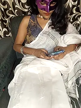 REVA DARLING online show from December 2025 06:30:02 AM