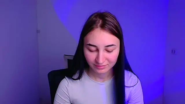 Jennifer Blum online show from December 2024 09:57:01 AM