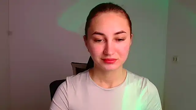 Jennifer Blum online show from December 2024 06:11:02 AM