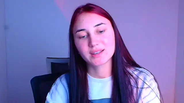 Jennifer Blum online show from February 2025 09:15:01 AM