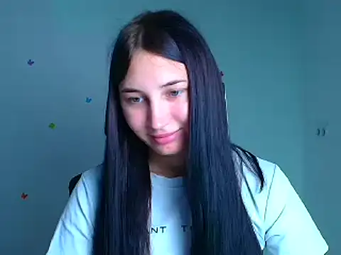 Jennifer Blum online show from September 2025 05:07:01 AM