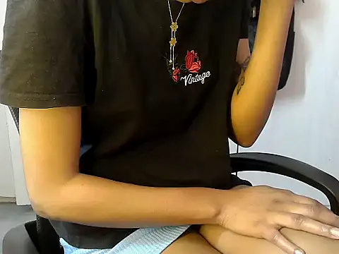 Destiny Desire online show from November 2025 12:16:02 PM