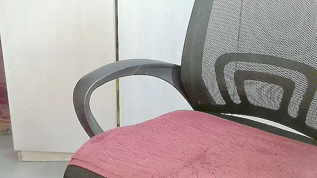 Snapshot of Destiny_Desire chatting on February 2026 08:10:02 AM Destiny Desire online show from February 2026 08:10:02 AM