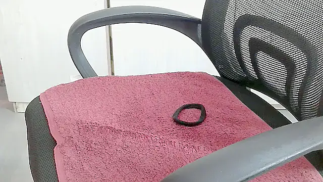 Snapshot of Destiny_Desire chatting on February 2026 05:43:02 PM Destiny Desire online show from February 2026 05:43:02 PM