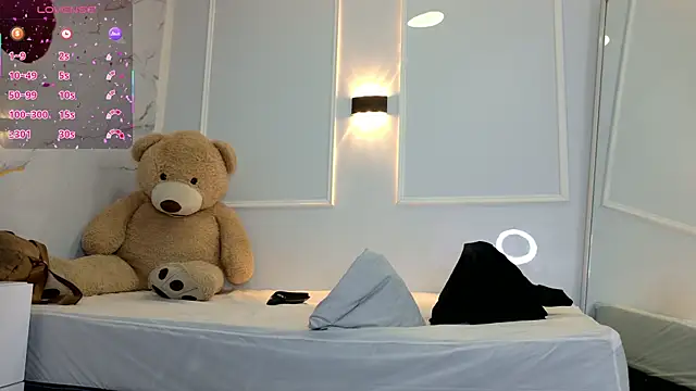 zorravioletta1 online show from March 2026 11:57:01 AM