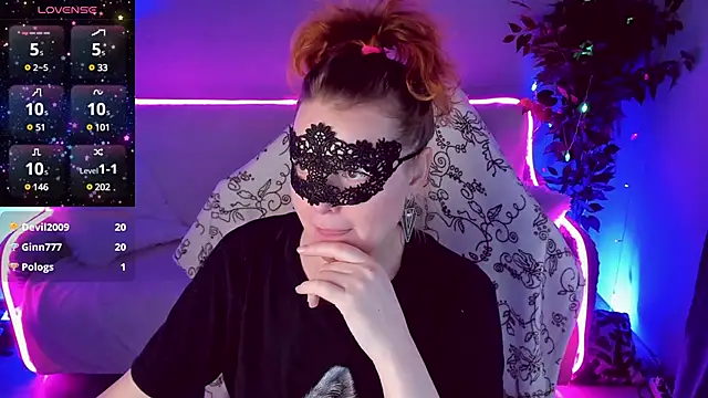 Sexy-Housewife online show from February 2025 09:00:02 AM