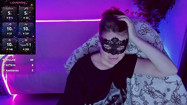 Sexy-Housewife online show from March 2025 12:30:02 PM
