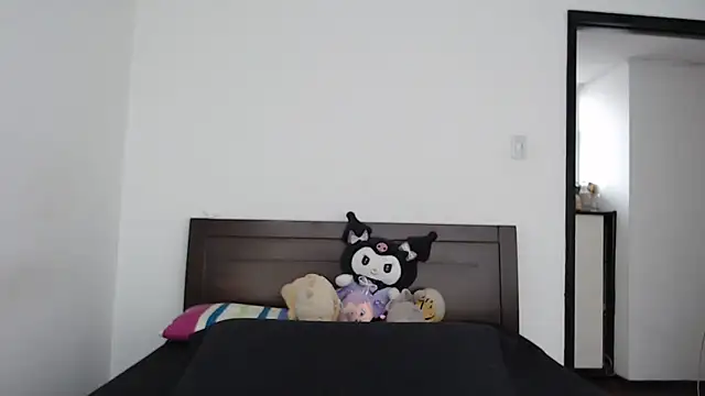 rebecca collin online show from April 2026 05:13:02 PM