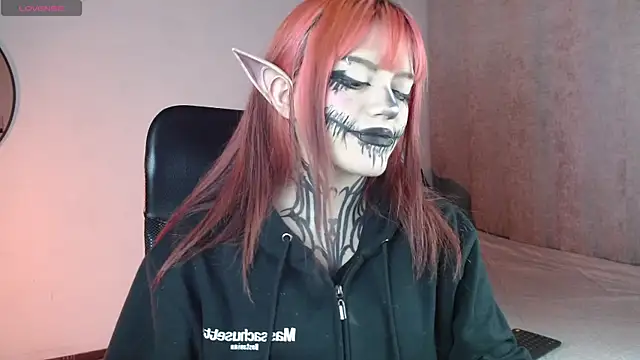 LilithMadness online show from December 2024 03:47:02 AM