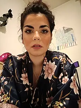 Saturnia Yvonne online show from December 2024 11:57:02 PM