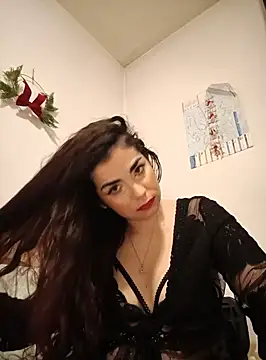 Saturnia Yvonne online show from February 2025 11:24:01 PM