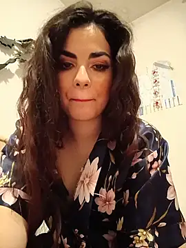 Saturnia Yvonne online show from February 2025 11:47:02 PM