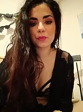 Saturnia Yvonne online show from March 2025 11:43:02 PM