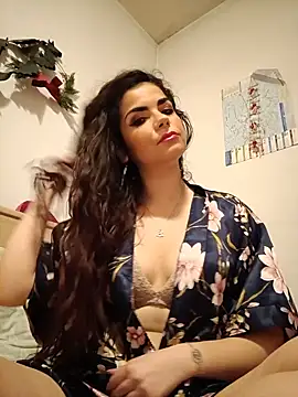 Saturnia Yvonne online show from March 2025 11:48:01 PM