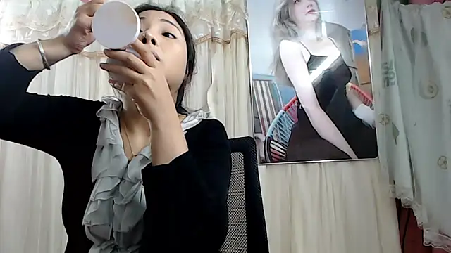 Snapshot of MiMi_0293 chatting on December 2024 04:40:01 AM MiMi 0293 online show from December 2024 04:40:01 AM