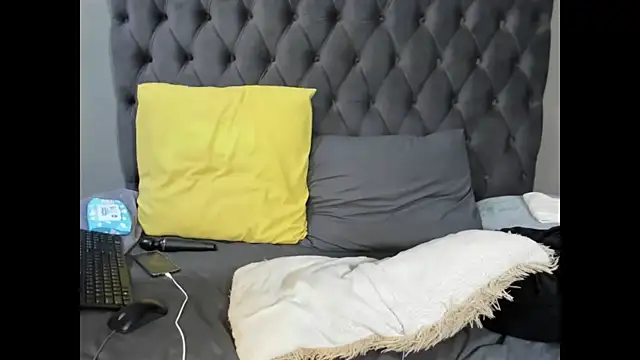 DIRTYTALKINQUEEN online show from October 2025 08:06:02 PM