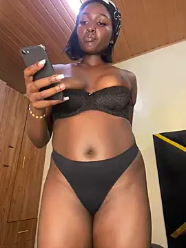 Snapshot of Curvixx chatting on December 2024 09:19:01 PM Curvixx online show from December 2024 09:19:01 PM